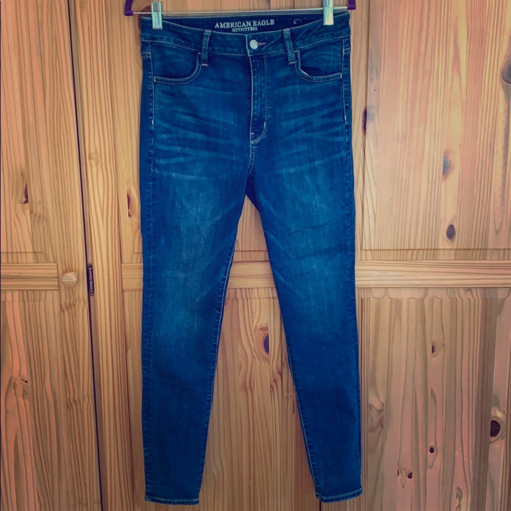 *SOLD*American Eagle Super Stretch Hi-Rise Jegging